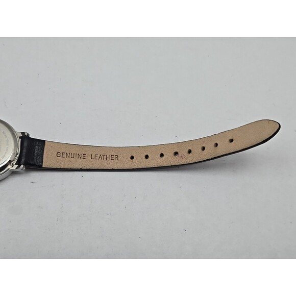 Disney by Seiko Mickey Mouse Musical Quartz Watch Navy Dial Leather New Battery - Picture 11 of 12